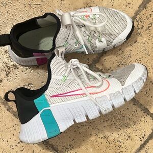 Nike metcon White and Black Athletic Shoes